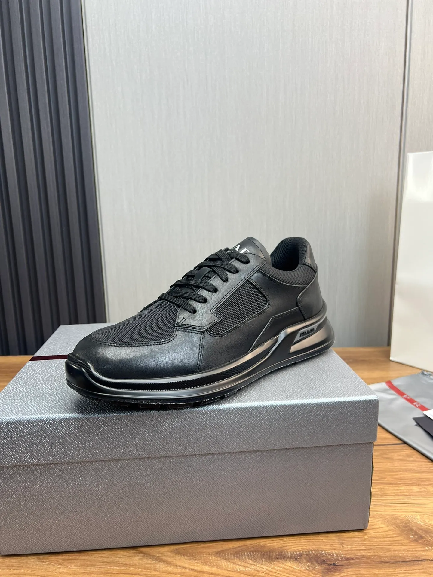 Men's shoes 💰620💰 [PRADA] Men's shoes are popular in the counter, official website is synchronized, 1 high-quality shipment ✔️Original cowhide stitching mesh + cowhide lining, 1🆚1 replica, original original bottom, 38-45 (45 customized, non-refundable)